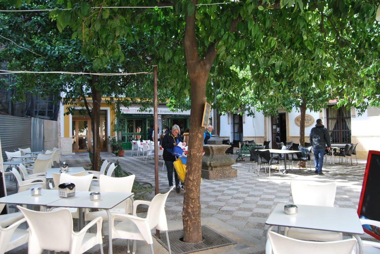 El Rincon De Aurora Apartment Seville Luaran gambar